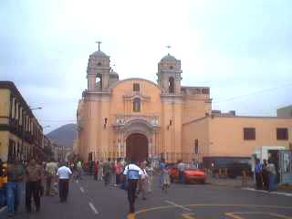 Rico Prou Tourisme - Semana Santa  Trujillo
