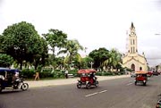 PEROU - Cathdrale d'Iquitos